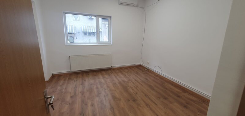 Cosbuc Rond - Bulevardul Libertatii Spatiu Birouri