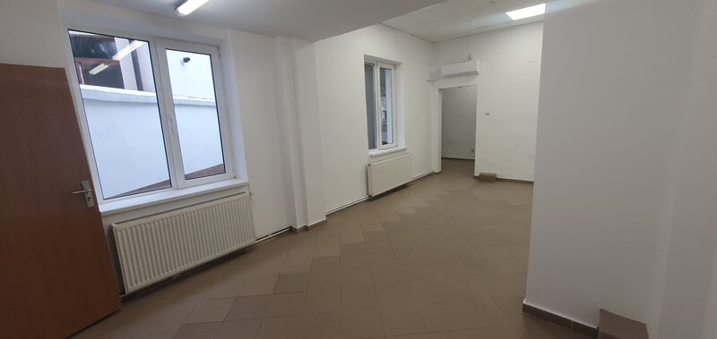 Cosbuc Rond - Bulevardul Libertatii Spatiu Birouri